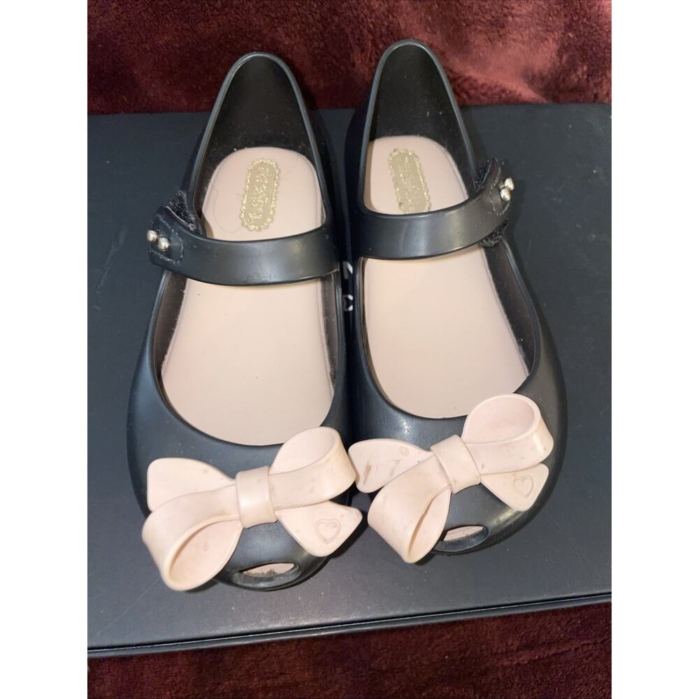 2 PAIRS TODDLER SIZE 9 MINI MELISSA ULTRAGIRL BOW BLACK AND PINK FLAT SHOES